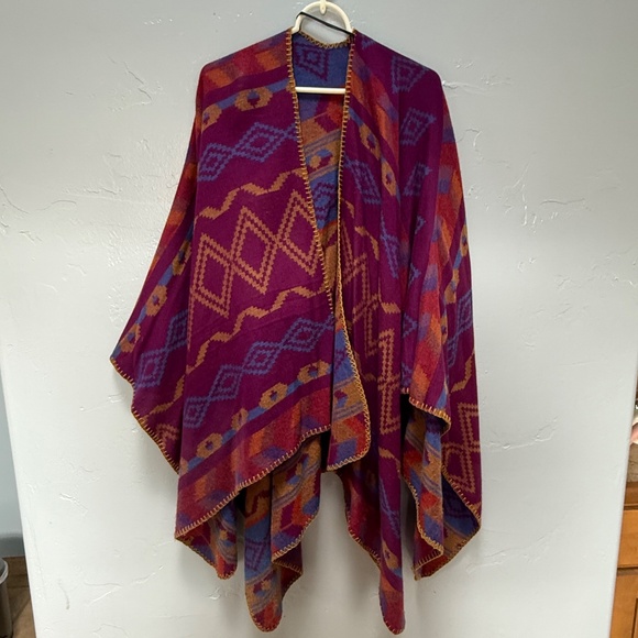 Eddie Bauer Reversible Wrap – Purple & Blue - Picture 6 of 8
